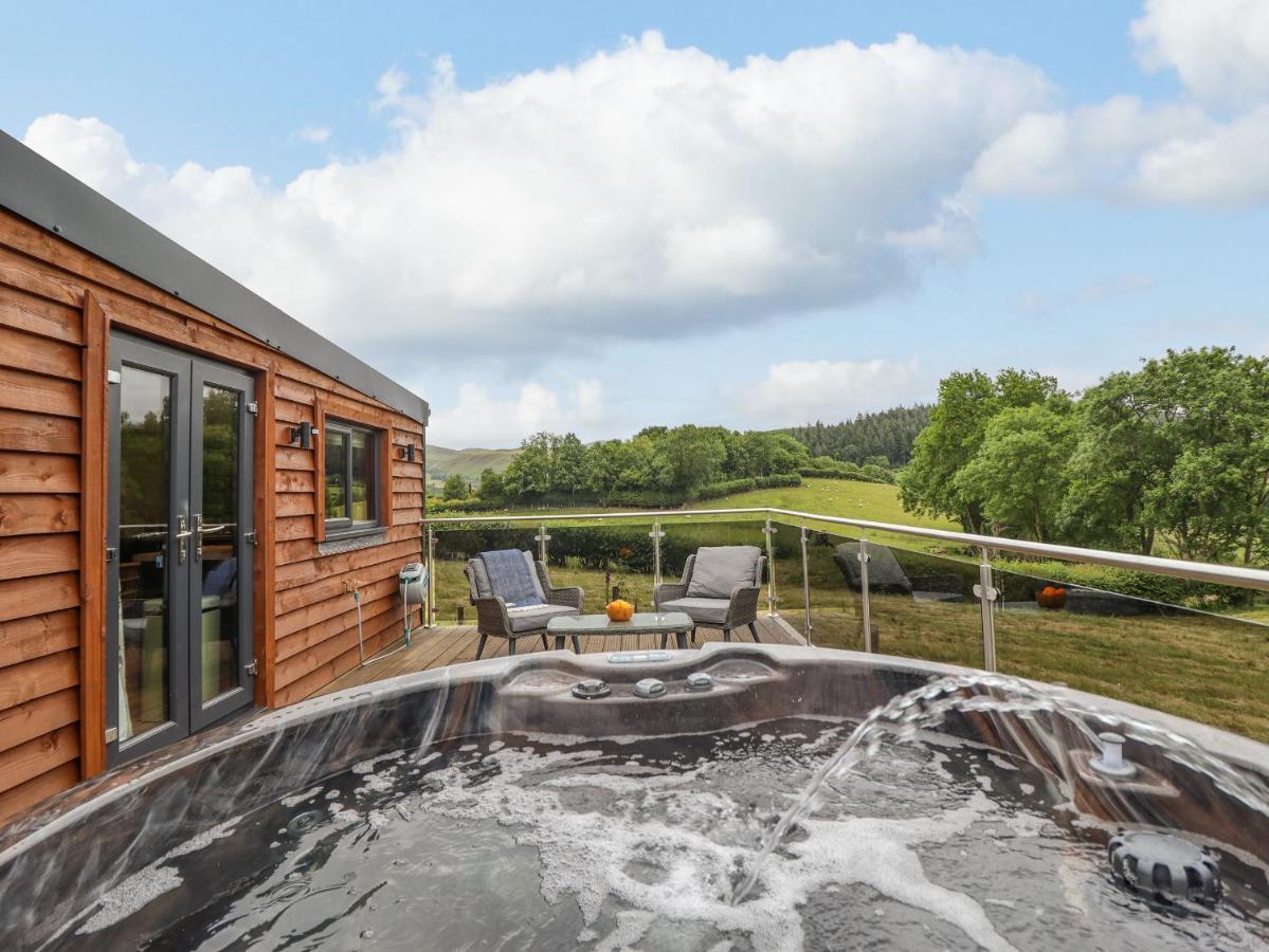 The Cabin At Evelyns Retreat Corwen Eksteriør bilde